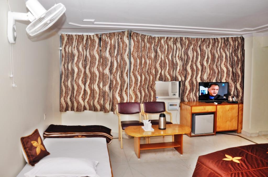 Hotel Siddhi Vinayak Station Road Džajpur Exteriér fotografie