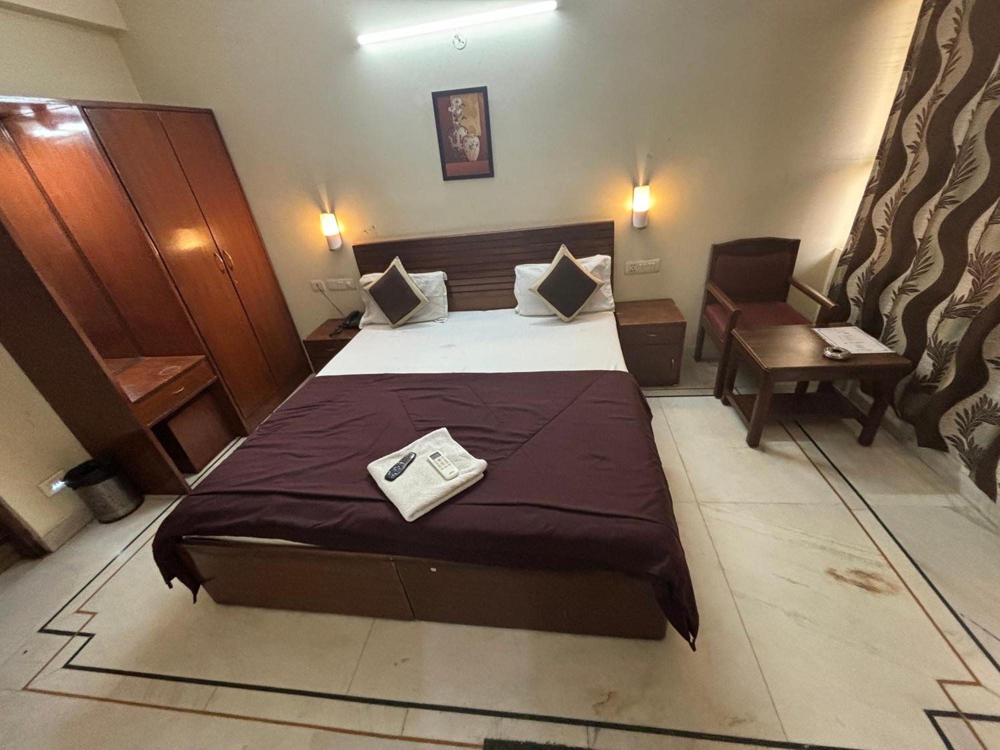 Hotel Siddhi Vinayak Station Road Džajpur Exteriér fotografie